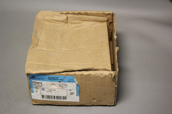 New COOPER CAST DEVICE BOX FSD212 CONDULET 3/4" & 1/2" TWO GANG