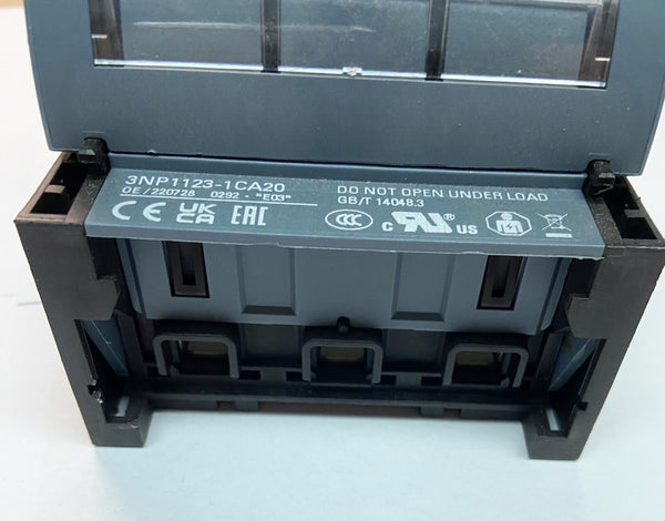 SIEMENS 3NP1123-1CA20; 3-Pole Fuse Switch Disconnector, Sentron, 160A
