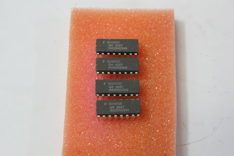 4 Fairchild 10102DC IC 16 Pin DIP 