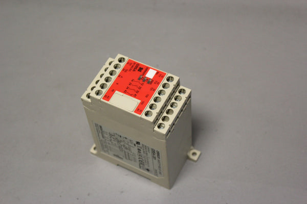 OMRON SAFETY RELAY UNIT  G9SA-301