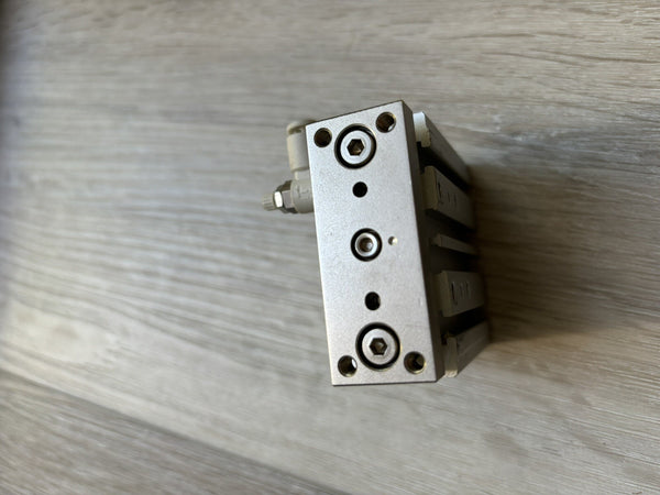 SMC MGPM12-30 3 AXIS ROD GUIDE CYLINDER