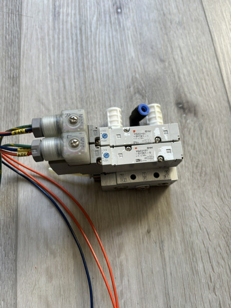 2- SMC SOLENOID VALVE BLOCK VQZ2151-5YZB1-Q 0.15-0.7 MPa