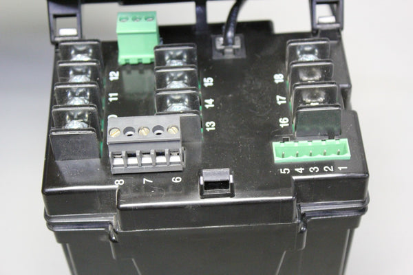 SQUARE D POWERLOGIC 3020 POWER METER WITH TERMINAL  PM-620 & PMD-32
