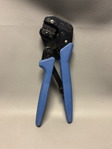 AMP H0645 HAND CRIMPER TYCO ELECTRONICS