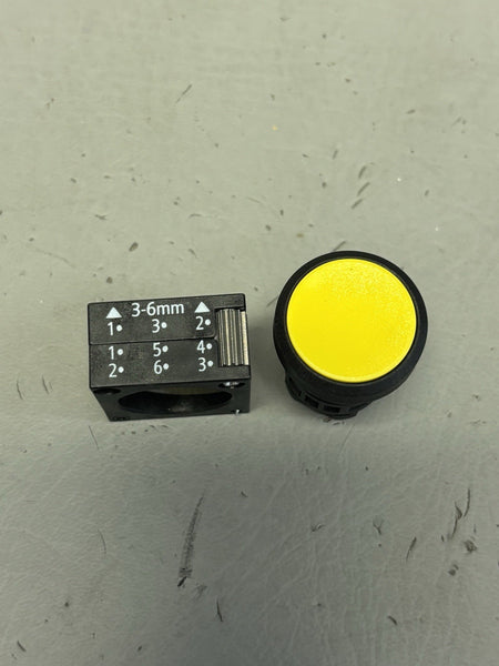 Lot of 6 Siemens 3SB3 000-0AA31 Yellow Push Button
