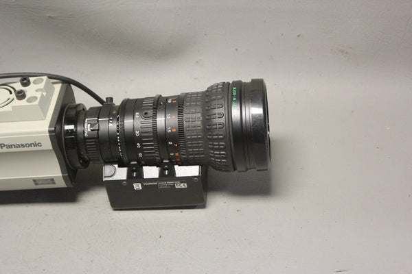 PANASONIC 3 CCD CONVERTIBLE CAMERA W/ FUJINON TV LENS AW-E860  (AW-E860NY01)