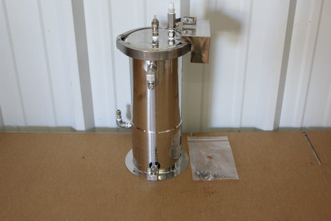 UNICONTROLS TZB-3-I0413 STAINLESS STEEL VACUUM LIQUID TANK