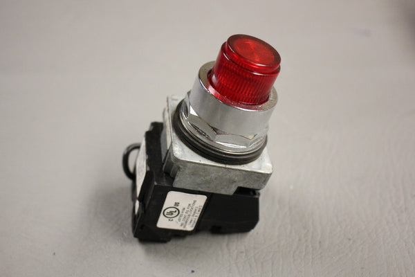 SIEMENS ILLUMINATED RED PUSH BUTTON 52AATGBY