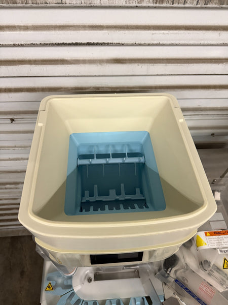 Suzumo SGP-SNB-ET Compact Sushi Forming & Wrapping Machine Robot 100V