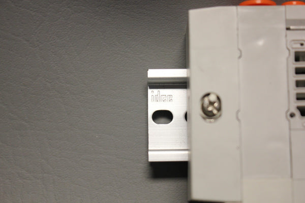 SMC SOLENOID MANIFOLD BLOCK 24VDC-COM