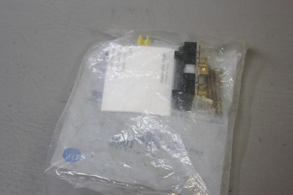 NEW ALLEN BRADLEY CONTACT BLOCK 800T-XA4 SER. D