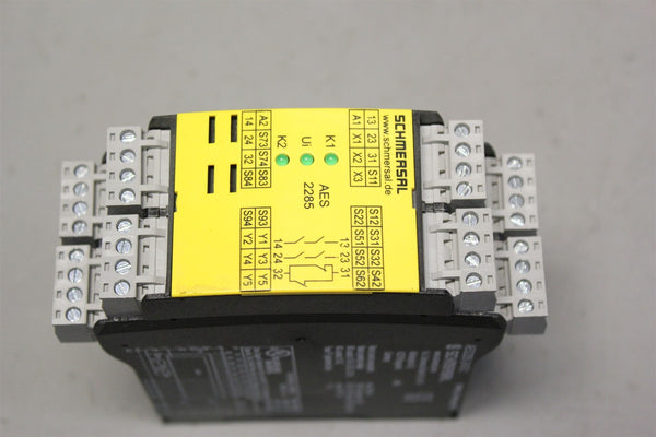 SCHMERSAL SAFETY RELAY AES2285-24VDC #1
