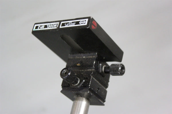 NEWPORT LINEAR STAGE WITH OPTICAL BASE PLATE MT-XYZ BP-2