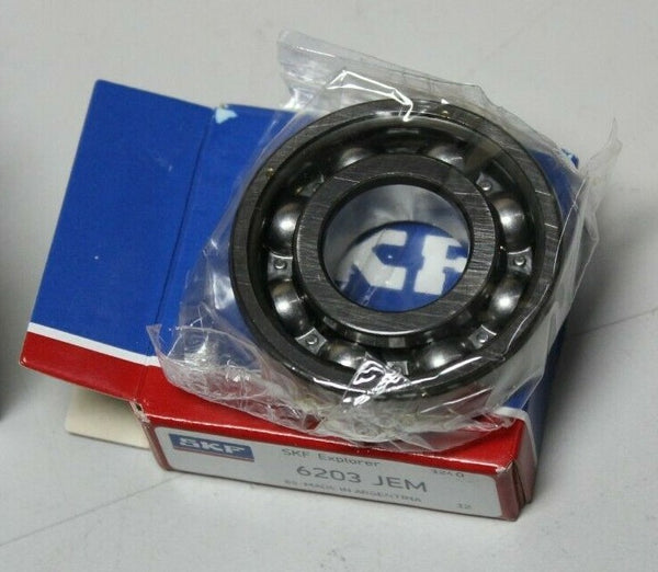 New SKF Precision Ball Bearings 6203 JEM