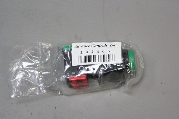NEW ADVANCE CONTROLS GREEN PUSHBUTTON  104465