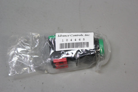 NEW ADVANCE CONTROLS GREEN PUSHBUTTON  104465