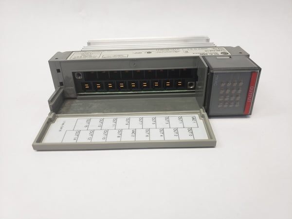 Allen bradley 1746-OA16 Ser C Output Module
