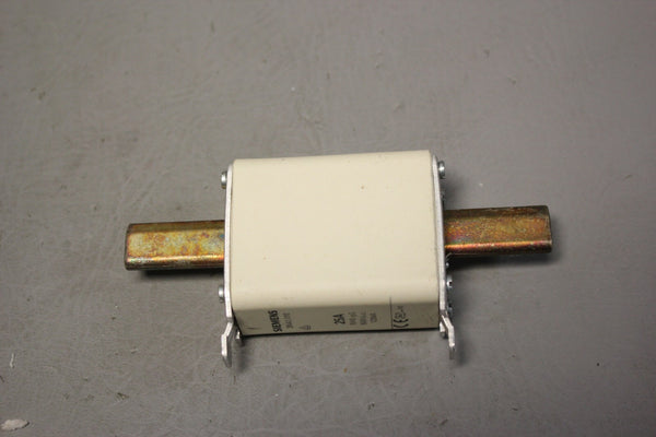 UNUSED SIEMENS 3NA3 010 FUSE ELEMENT