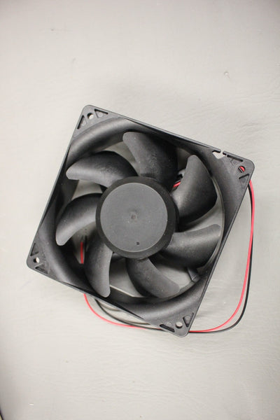 NEW IN BOX DAYTON DC AXIAL FAN 2RTJ7