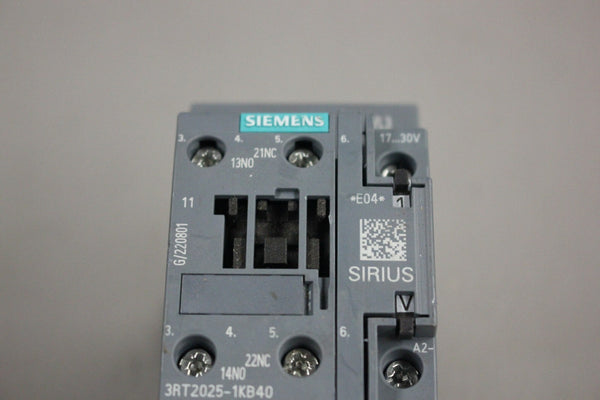 SIEMENS SIRIUS CONTACTOR 3RT2025-1KB40