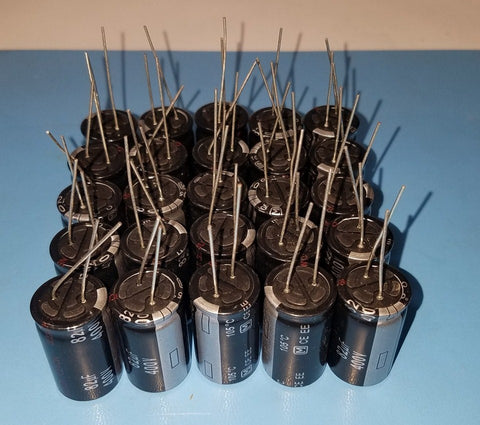 (25) Panasonic 82uf 400v 105°c Electrolytic Radial Capacitors