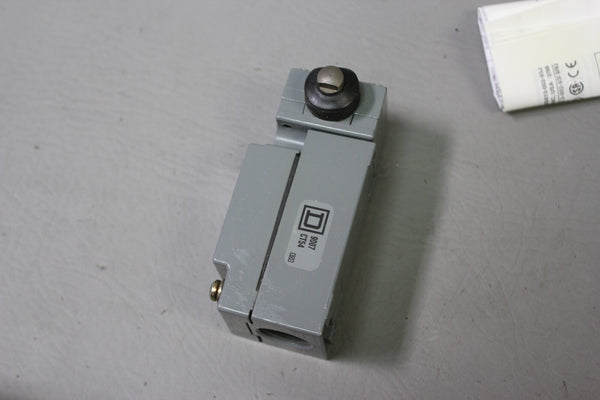 NEW SQUARE D HAZ LOC REED/LIMIT SWITCH 9007C84G