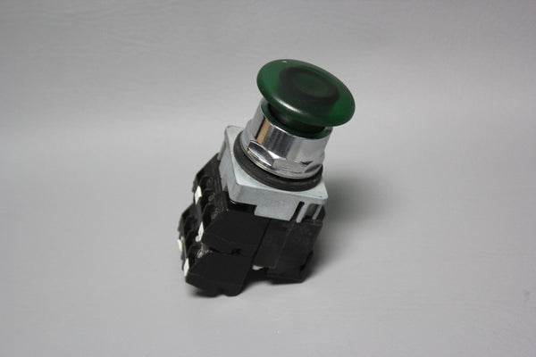 SIEMENS GREEN OIL TIGHT MUSHROOM HEAD PUSH BOTTON 52PP7ESUB W/ 52BAU