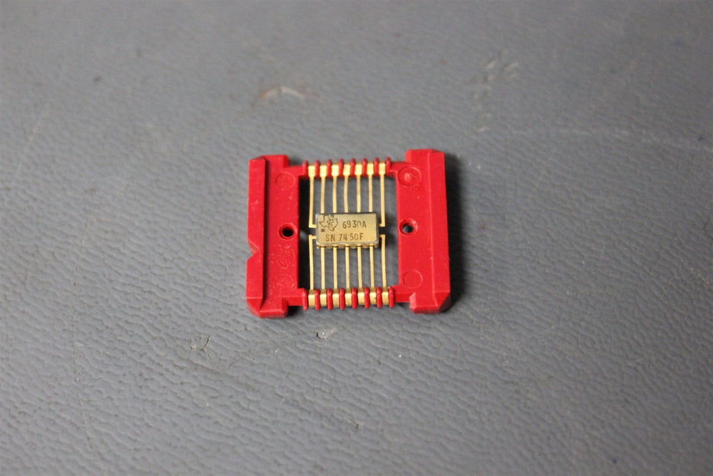 VINTAGE 69 NOS RARE TEXAS INSTRUMENTS GOLD FLAT PACK IC PROCESSOR CHIP SN7450F
