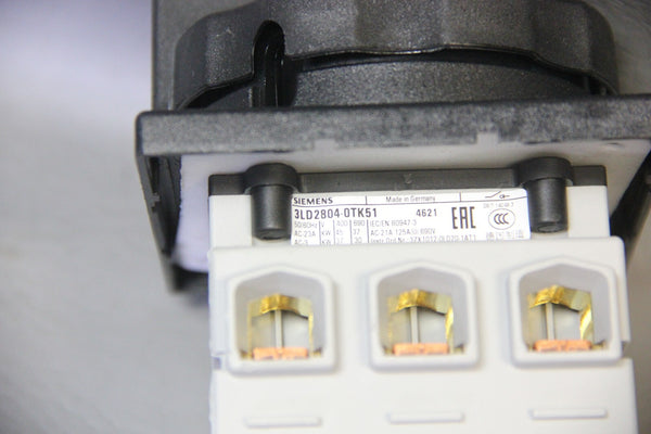 UNUSED SIEMENS SENTRON MAIN SWITCH DISCONNECTOR 3LD2804-0TK51