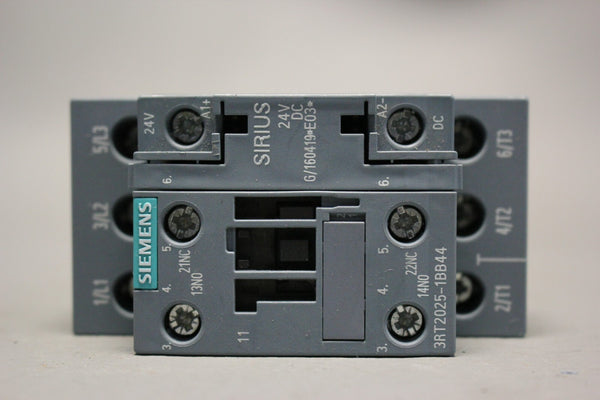 UNUSED SIEMENS POWER CONTACTOR 3RT2025-1BB44