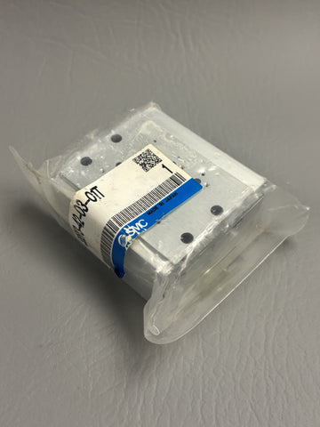 SMC SS5Y3-42-03-01T Pneumatic Manifold Base