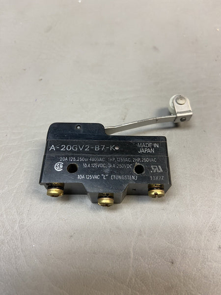 OMRON A-20GV2-B7-KSNAP SWITCH HINGE ROLLER