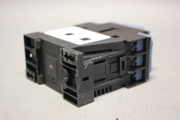 SIEMENS SIRIUS  3RT2028-1BB44-3MA0 CONTACTOR MODULE