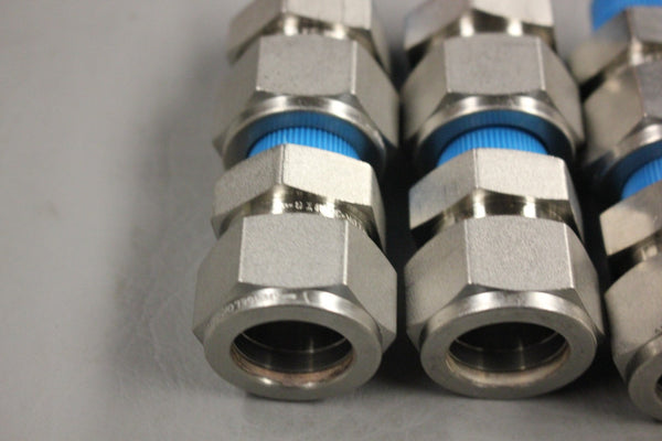 NEW SWAGELOK FITTING LOT OF 8 SS-1210-1-6