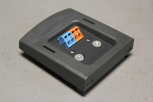 Unused SIEMENS DOOR MOUNTING KIT 6SE6400-0PM00-0AA0