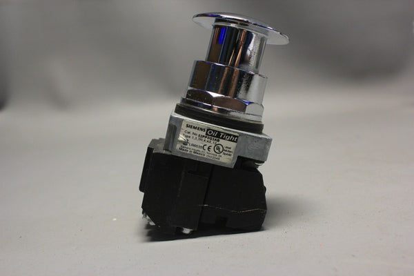 SIEMENS 52PP2G3AB GREEN MUSHROOM  HEAD ILUMINATED PUSH & PULL BUTTON