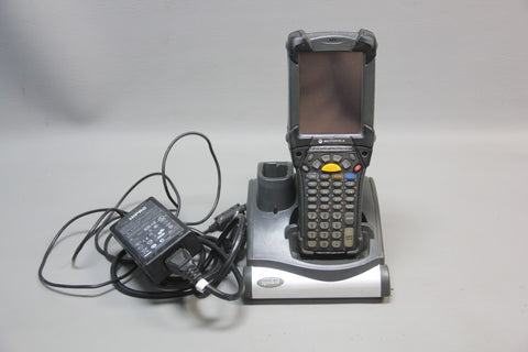SYMBOL WIRELESS PORTABLE DATA TERMINAL BARCODE SCANNER WITH PS & DOCK MC9090