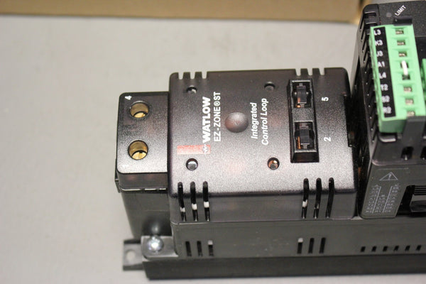 NEW WATLOW INTEGRATED TEMPERATURE CONTROLLER  STKL-F2MG-BAAA