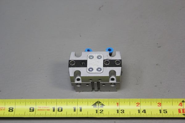 FESTO PARALLEL PNEUMATIC GRIPPER HGPT-25-A-B