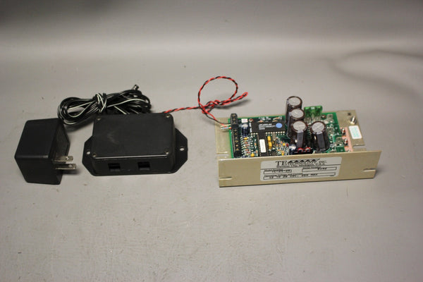 TE TECHNOLOGY POWER SUPPLY TC-24-25 WITH CABLES AND SUPPLY