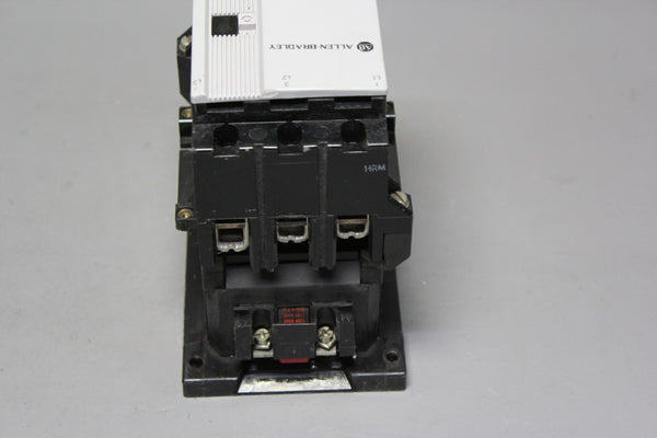 ALLEN BRADLEY A60 C0NTACTOR  100-A60ND3 SER. C