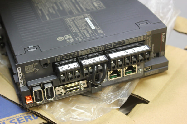 NEW MITSUBISHI MELSERVO SERVO DRIVE MR-J4-40TM1-EIP