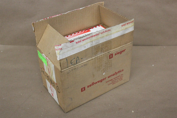 NEW ZELLWEGER SIEGER CALIBRATOR TRANSMITTER 2442-0001
