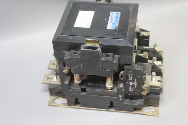 TELEMECANIQUE LIGHTING CONTACTOR P/N: A133F