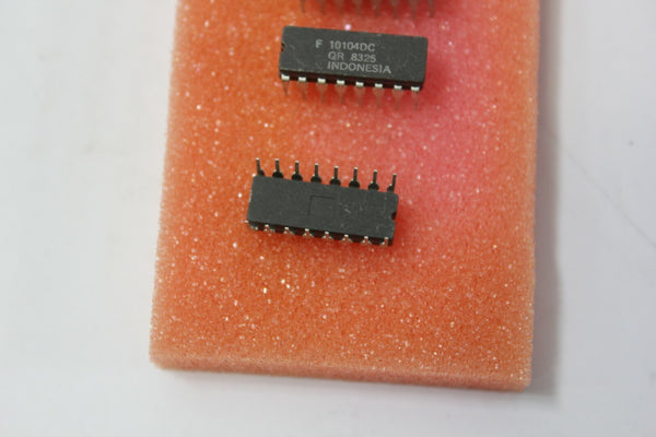 4 Fairchild 10104DC IC Ceramic QR8325 16 Pin