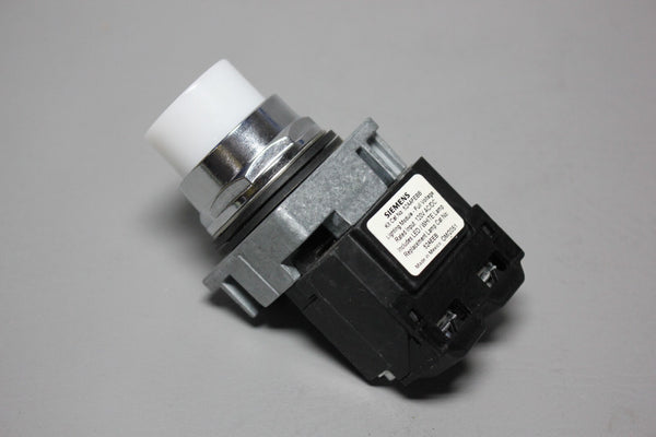 SIEMENS WHITE PILOT INDICATOR LIGHT, TRANSFORMER 52PL4EBXB W/52AAFEBB