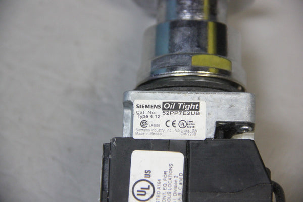 SIEMENS HEAVY DUTY RED ILLUMINATED EMERGENCY PUSH/PULL PUSHBUTTON 52PP7E2UB