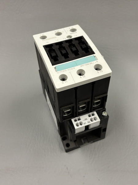 UNUSED SIEMENS POWER CONTACTOR 3RT1036-3AK60