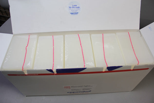 NEW BOX 960 EPPENDORF 300uL epT.I.P.S. PIPETTE TIPS  br 960050045