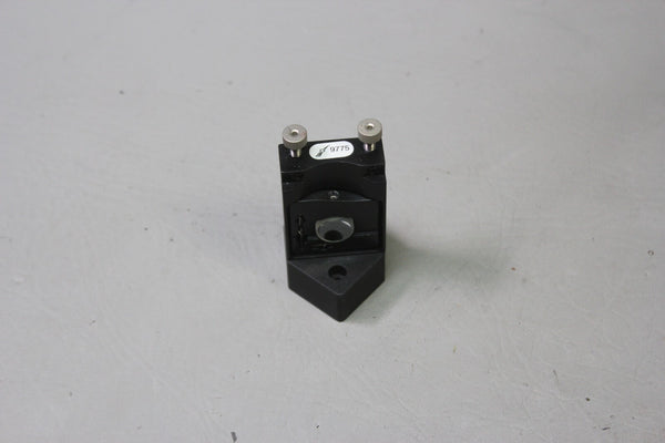 NEWPORT NEW FOCUS DIELECTRIC MIRROR IN PINT SIZED MOUNT 9775 & 5151 VIS